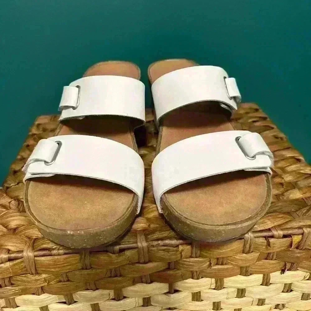 Clark’s Collection White Strap Wedges